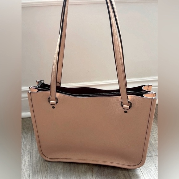 Coach Tyler Carryall Pink/Peach Pebbled Leather Tote Bag *Minor Flaws* - Picture 5 of 14